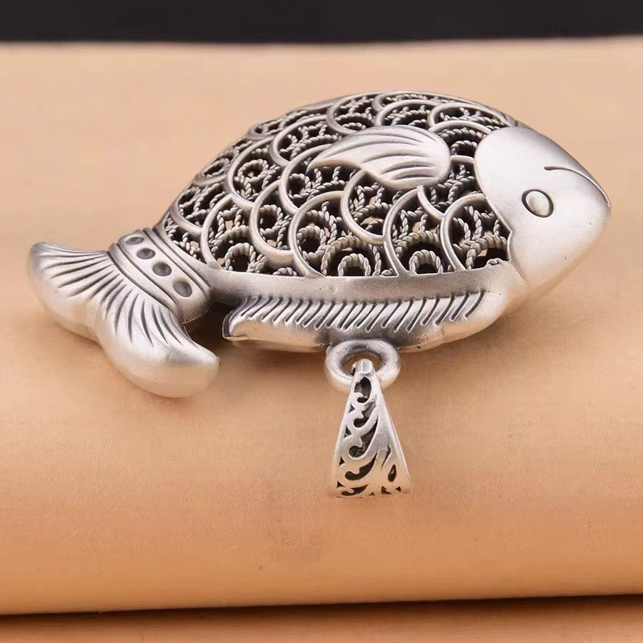 999 Retro Filigree Sweater Chain Pendant Ornaments