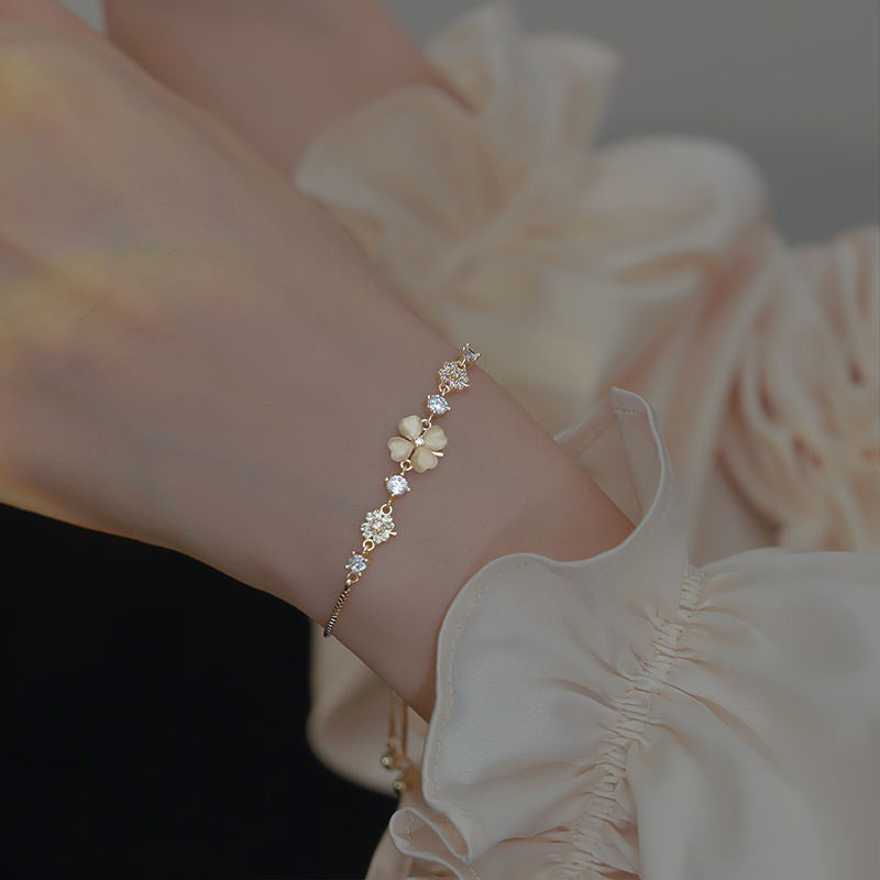 Versatile Japanese And Korean Minimalist Cat Eye Stone Push-pull Bracelet