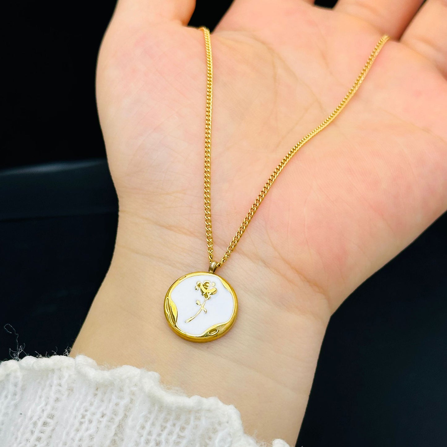 French Retro Enamel Dripping-Oil Rose Necklace