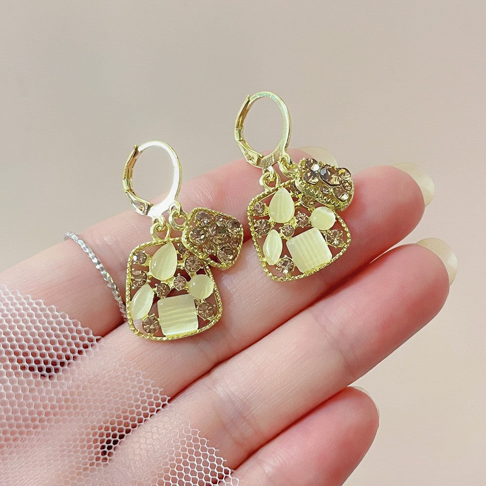 Light Luxury Champagne Gold Diamond-Shaped Pearl Threader Earrings, Elegant Long Dangle Earrings With Zircon Inlay