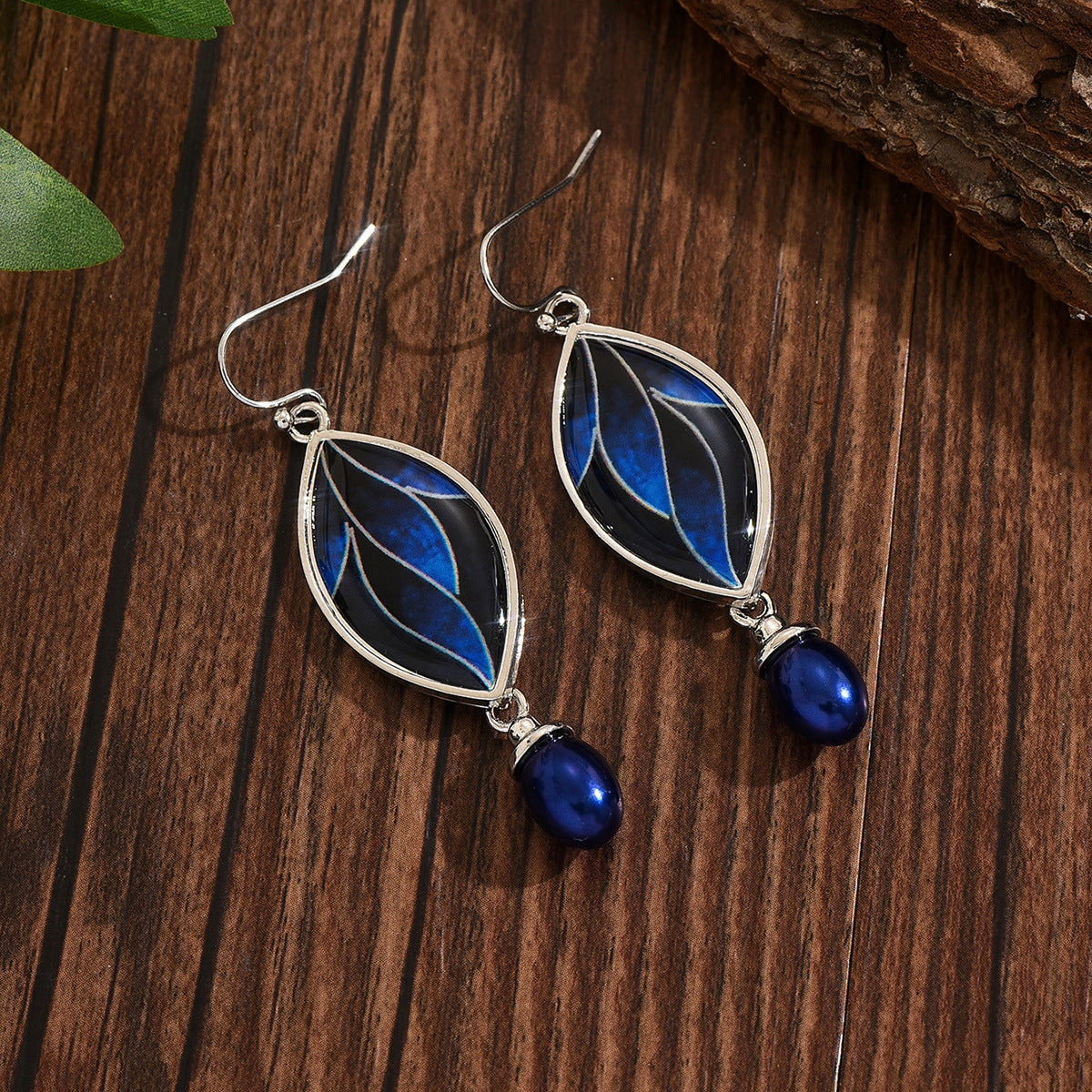 Women's Fashion Versatile Retro High-end Earrings