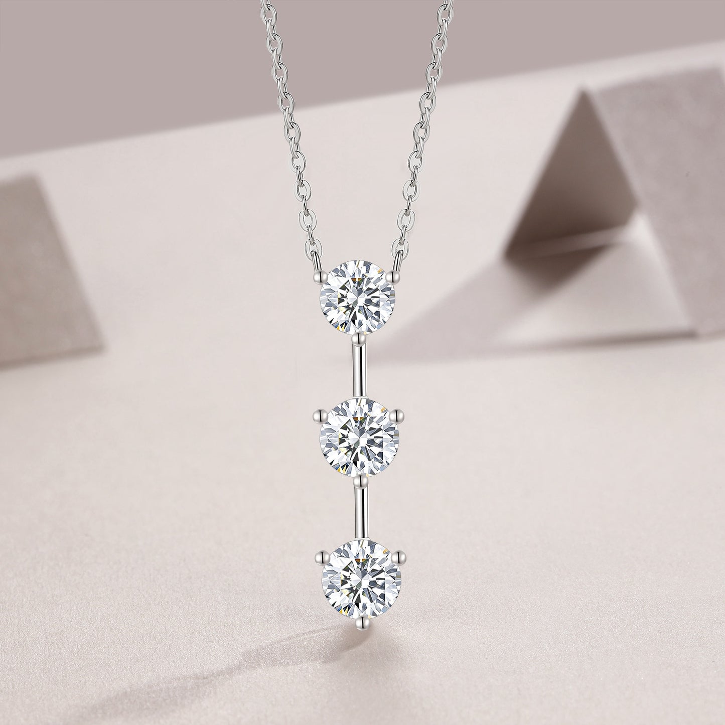1 Carat Silver Necklace Pendant Set With Top Grade Moissanite, Made Of S925 Silver Plated Platinum.