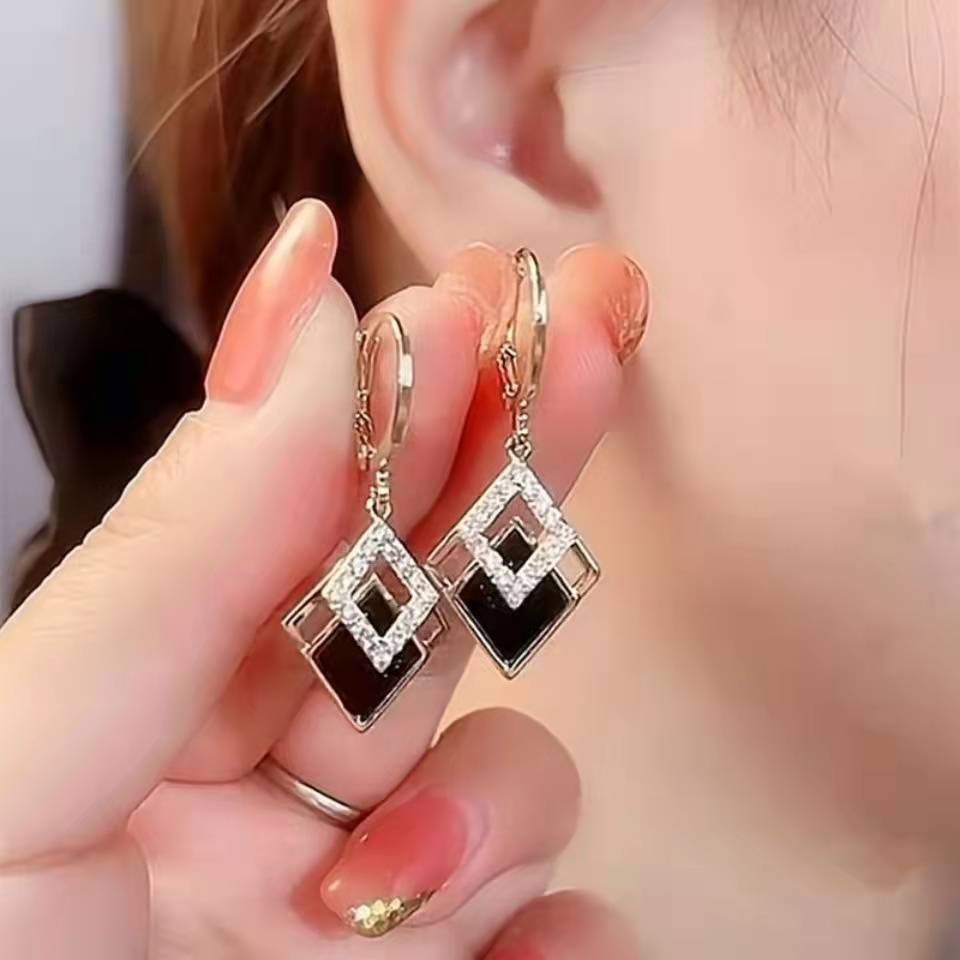 Light Luxury Golden Wheat Tassel Drop Earrings, Elegant Huggie Hoop Earrings, Niche Design